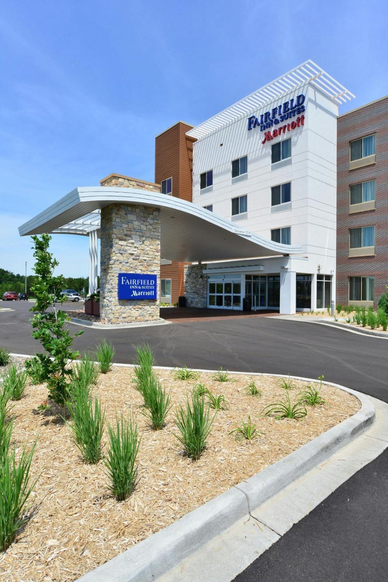 Fairfield Inn & Suites By Marriott Eau Claire/Chippewa Falls Экстерьер фото