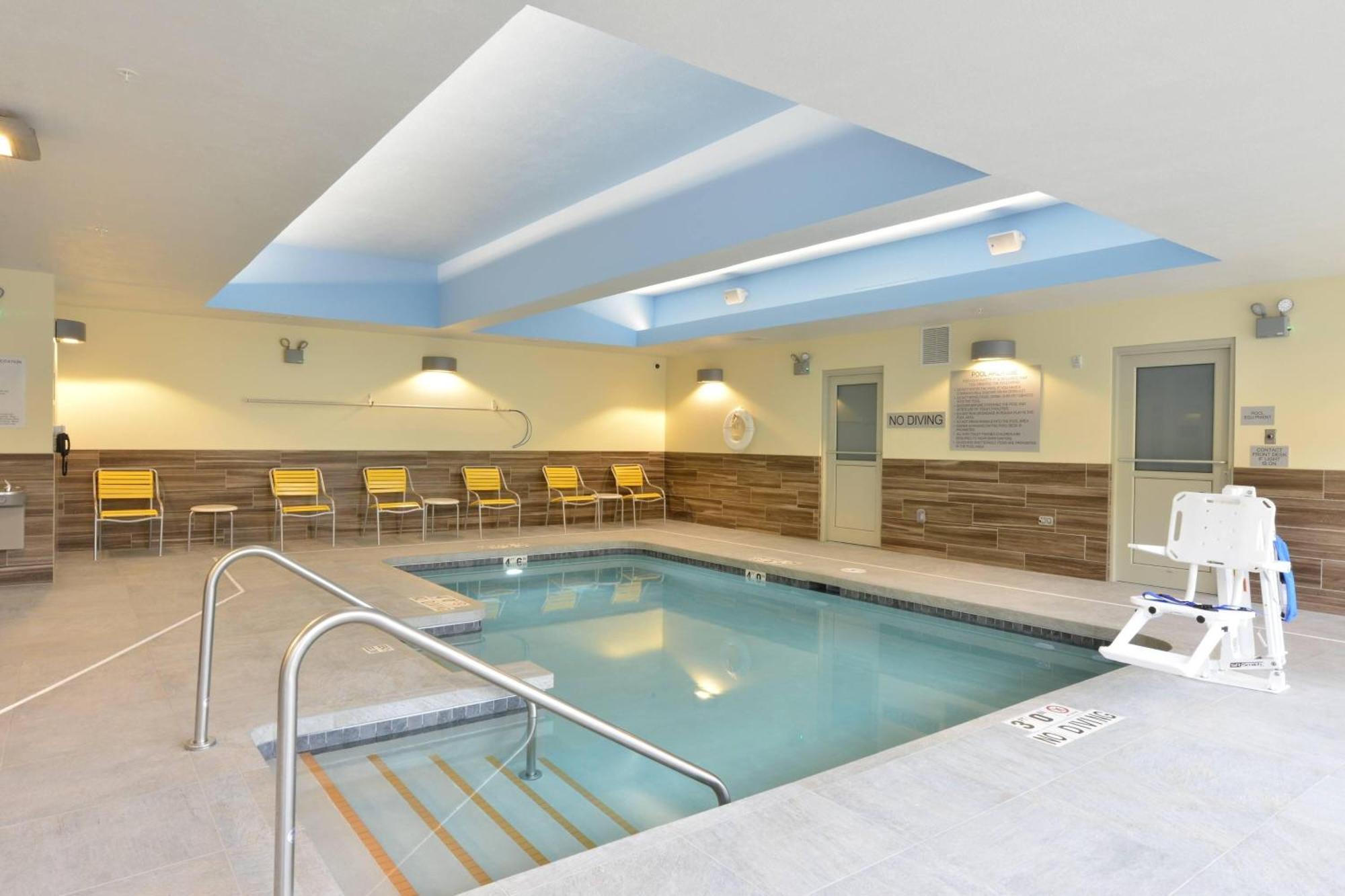 Fairfield Inn & Suites By Marriott Eau Claire/Chippewa Falls Экстерьер фото