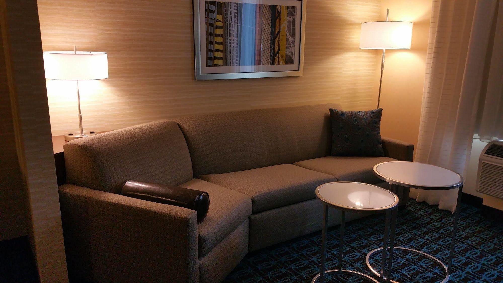 Fairfield Inn & Suites By Marriott Eau Claire/Chippewa Falls Экстерьер фото